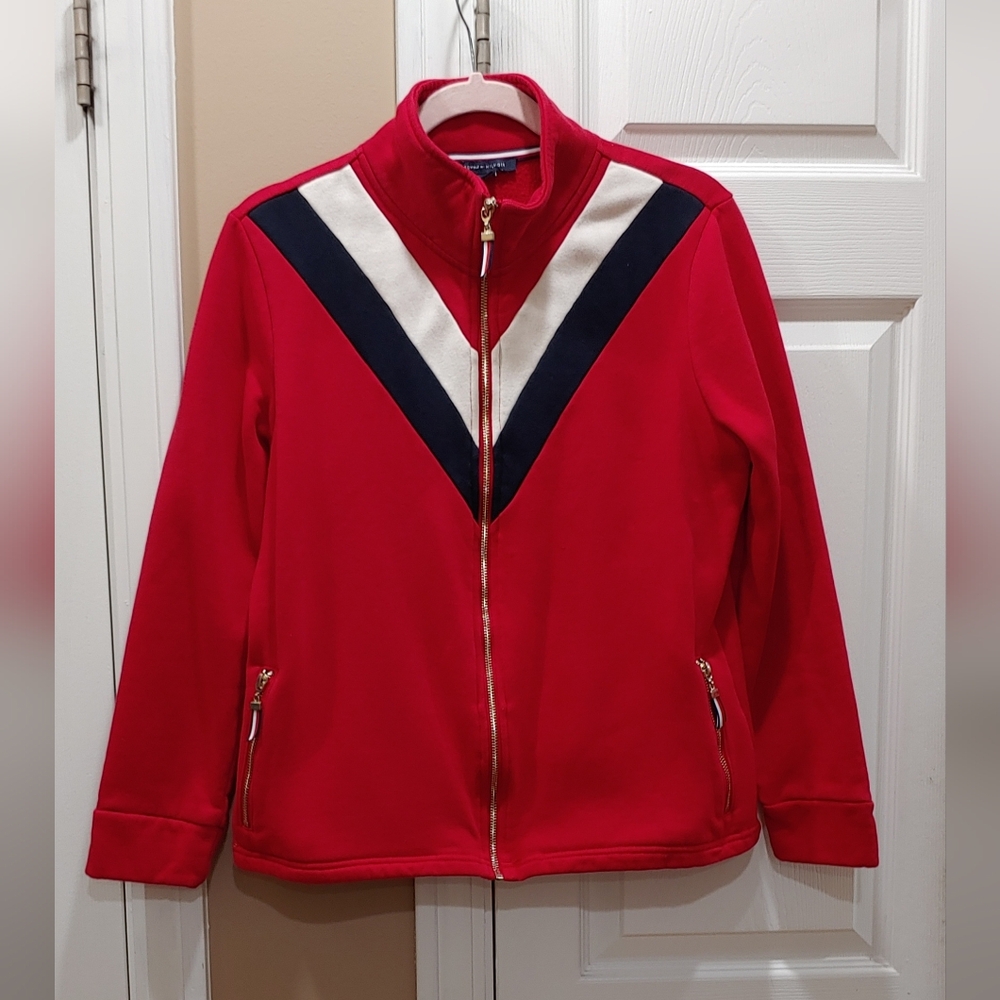 Zippered sweater